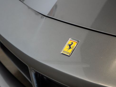 Used 2018 Ferrari 488 Spider RWD image 28