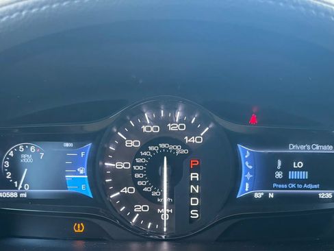 Used 2013 Lincoln MKX AWD image 9