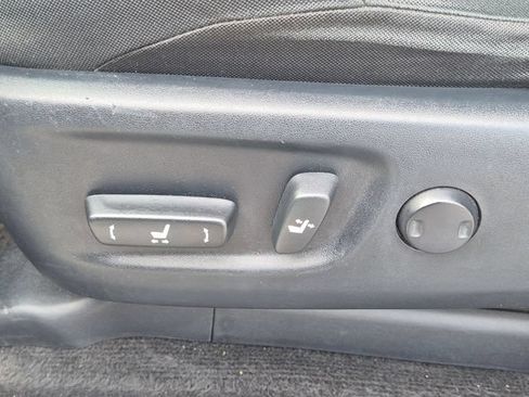 Used 2017 Toyota 4Runner SR5 RWD image 15