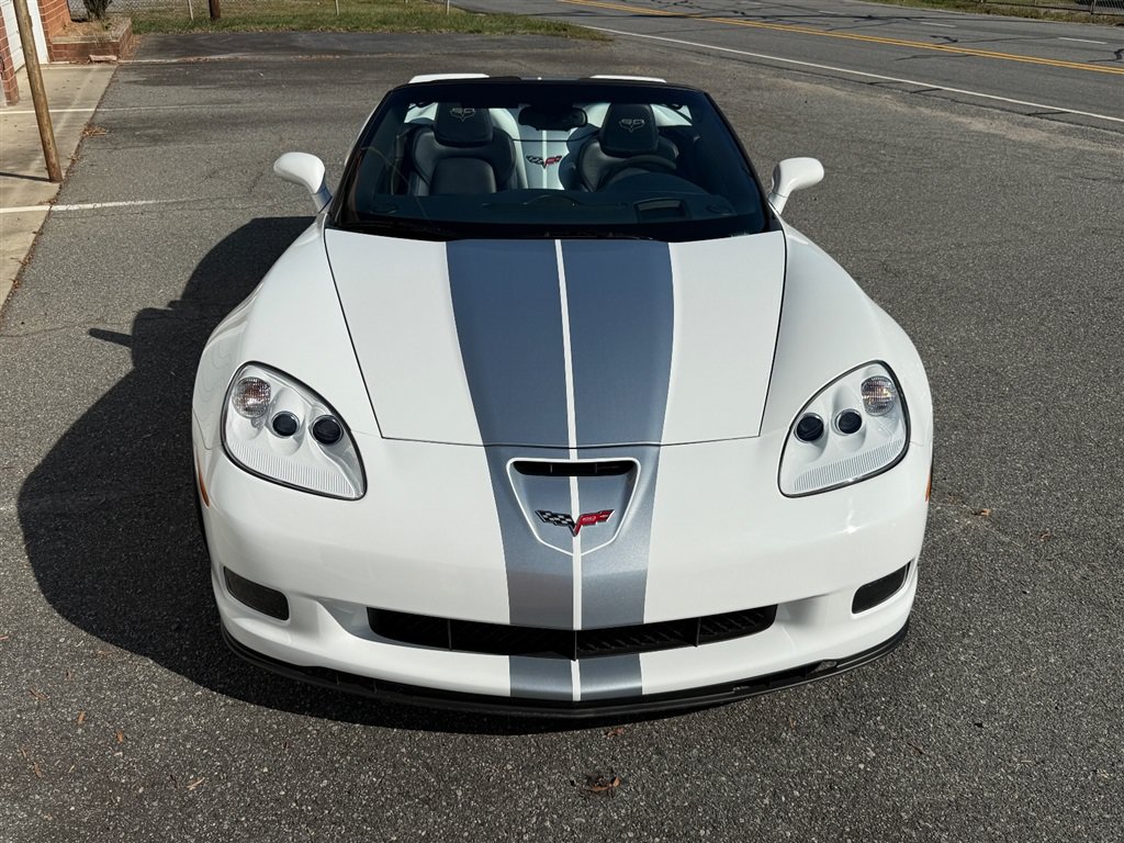 Used 2013 Chevrolet Corvette Grand Sport w/ 4LT Preferred Equipment Group RWD image 15