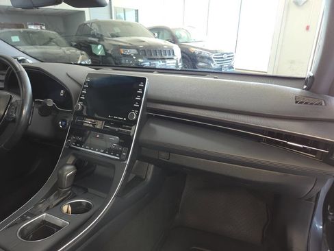 Used 2019 Toyota Avalon Touring w/ All Weather Liner Package FWD image 29