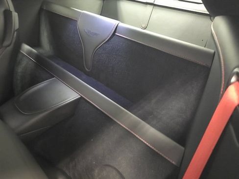 Used 2019 Aston Martin V8 Vantage Coupe RWD image 7