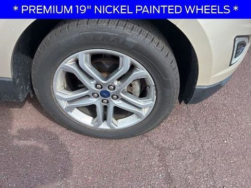 Certified 2017 Ford Edge Titanium w/ Equipment Group 301A FWD image 5