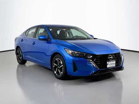 Used 2024 Nissan Sentra SV FWD image 4