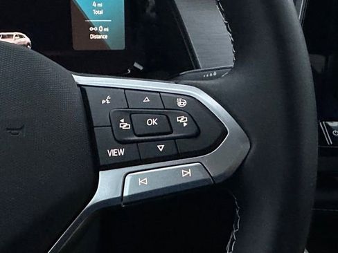 New 2026 Volkswagen Atlas Cross Sport SE image 38