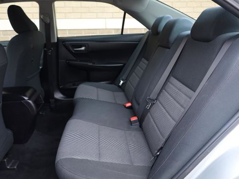 Used 2017 Toyota Camry LE FWD image 18
