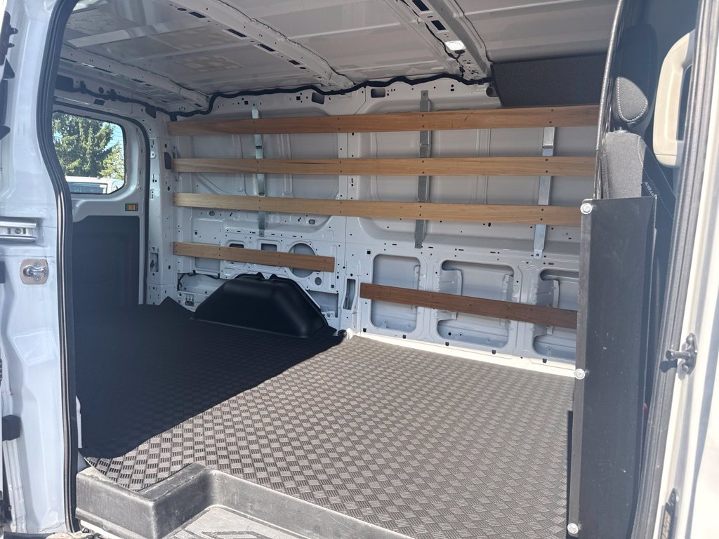 Used 2025 Ford Transit 250 Low Roof w/ Exterior Upgrade Package RWD image 39