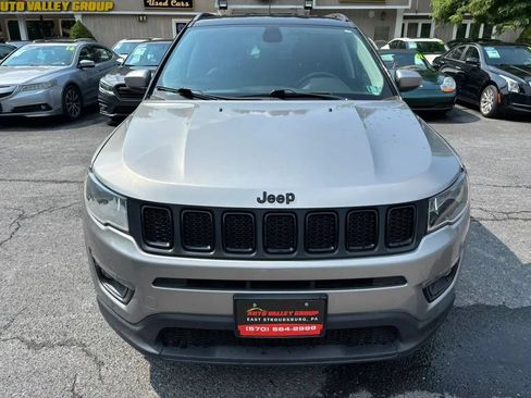 Used 2019 Jeep Compass Latitude AWD/4WD image 3