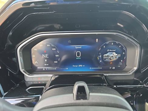 New 2026 Chevrolet Silverado 1500 High Country AWD/4WD image 19