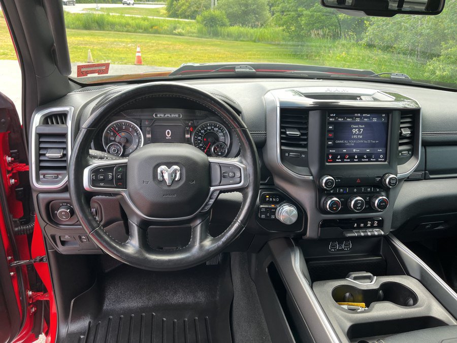 Used 2020 RAM 1500 Laramie w/ Sport Appearance Package AWD/4WD image 9