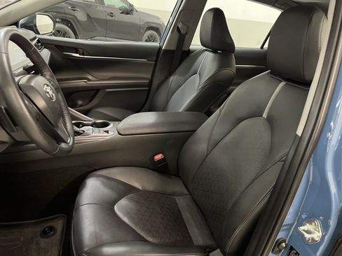 Used 2024 Toyota Camry XSE w/ Cold Weather Package FWD image 5