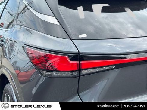 Used 2024 Lexus RX 350 w/ Convenience Package image 10