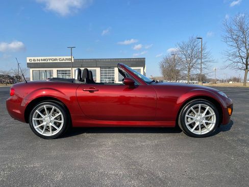 Used 2009 MAZDA MX-5 Miata Touring image 7