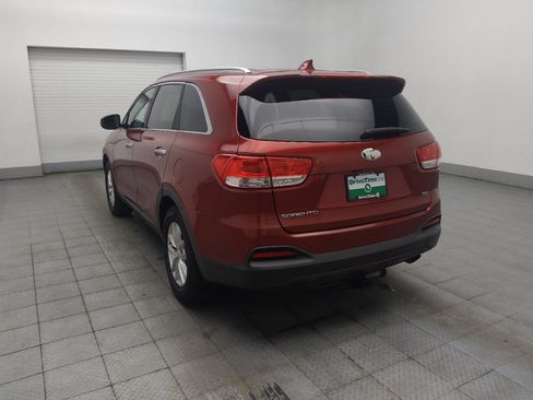 Used 2017 Kia Sorento FWD w/ LX Convenience Package image 5