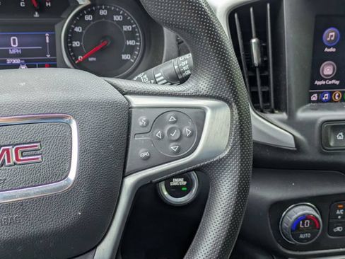 Certified 2023 GMC Terrain SLE w/ Driver Convenience Package AWD/4WD image 17