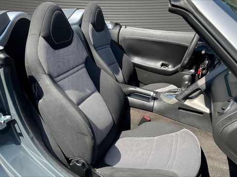 Used 2009 Pontiac Solstice Convertible w/ Preferred Package RWD image 25