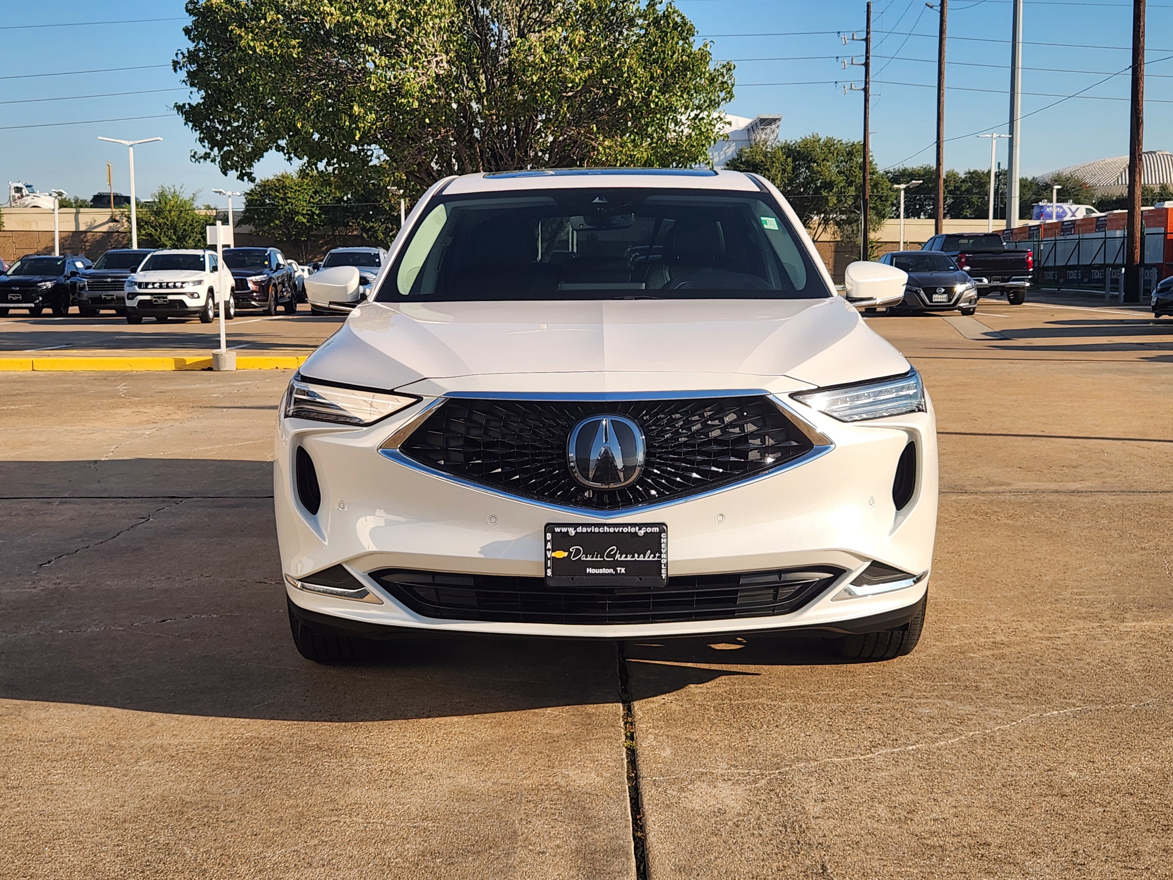 Used 2024 Acura MDX w/ Technology Package FWD image 3