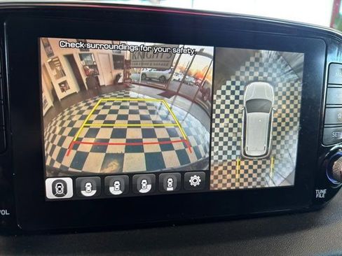 Used 2020 Hyundai Santa Fe Limited image 20