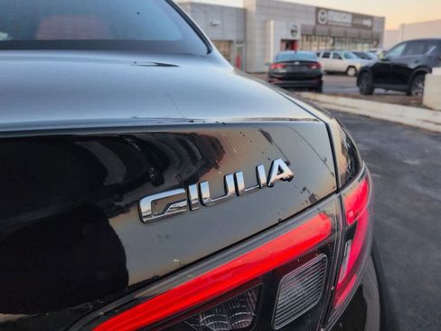 Used 2024 Alfa Romeo Giulia Ti w/ Performance Driving Package image 11