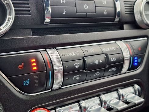 Used 2017 Ford Mustang GT Premium w/ Equipment Group 401A image 22