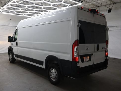 Used 2022 RAM ProMaster 2500 FWD image 5