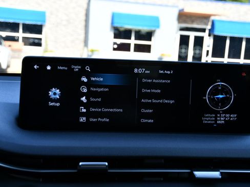 Used 2025 Genesis GV70 2.5T image 18