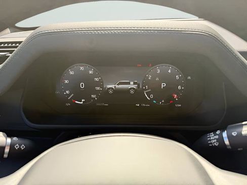 New 2026 Land Rover Defender 110 S AWD/4WD image 25