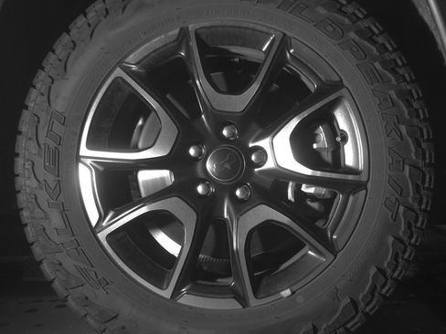 Used 2025 Jeep Compass Trailhawk AWD/4WD image 13