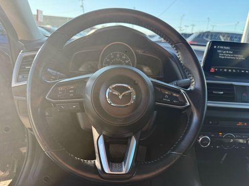 Used 2017 MAZDA MAZDA3 Touring w/ Popular Equipment Package image 16