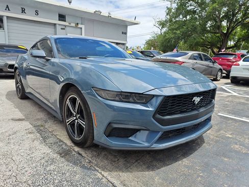 Used 2025 Ford Mustang Coupe RWD image 16
