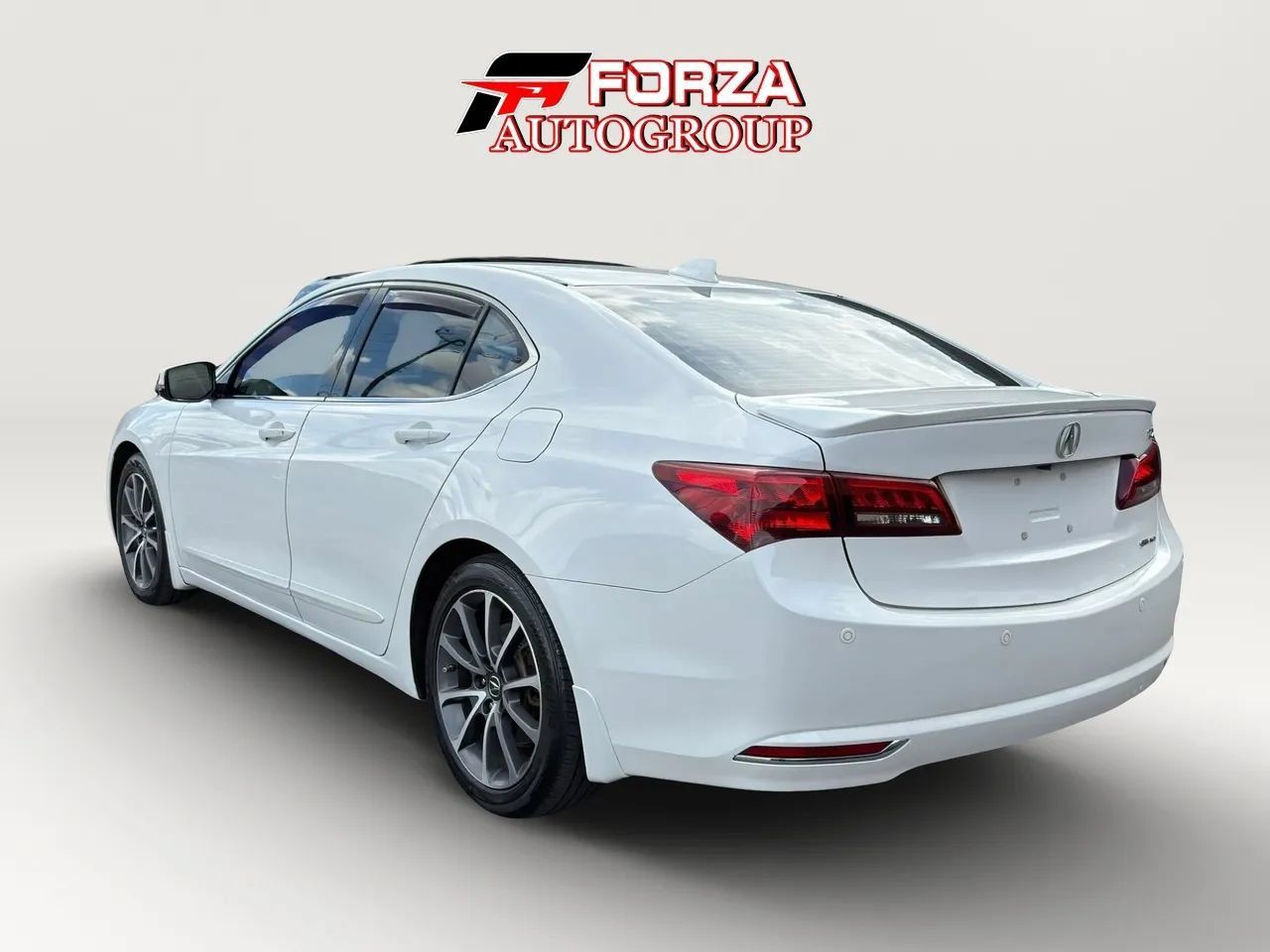 Used 2015 Acura TLX w/ Advance Package AWD/4WD image 4