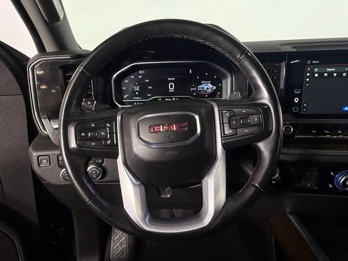 Used 2024 GMC Sierra 1500 Elevation w/ Elevation Premium Package AWD/4WD image 14