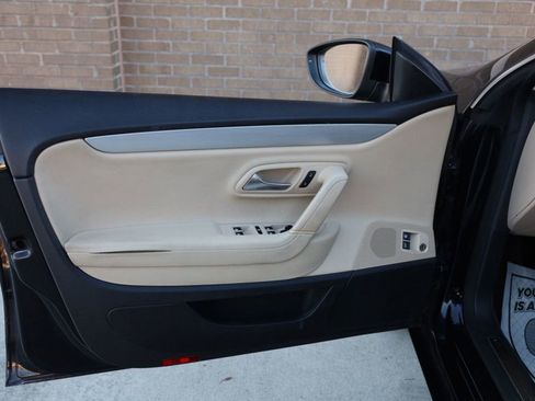 Used 2013 Volkswagen CC R-Line image 20