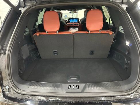 New 2025 Lincoln Aviator Reserve w/ Equipment Group 201A image 32