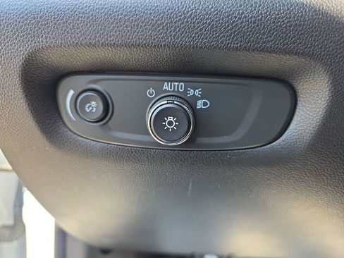 Certified 2023 Chevrolet Traverse LT w/ LPO, Floor Liner Package AWD/4WD image 28