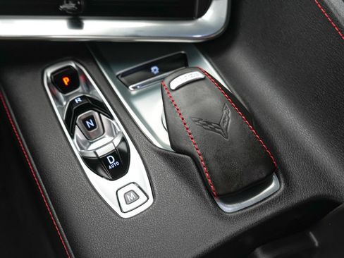 Used 2023 Chevrolet Corvette Stingray Coupe w/ 1LT RWD image 32