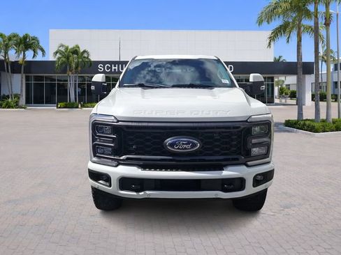 Used 2023 Ford F350 Lariat w/ Lariat Ultimate Package AWD/4WD image 2