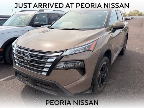 Certified 2025 Nissan Rogue SV AWD/4WD image 1