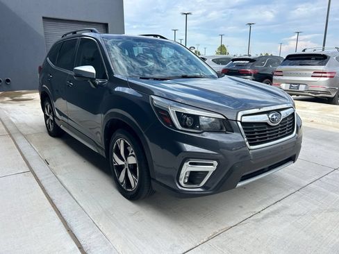 Used 2021 Subaru Forester Touring AWD/4WD image 3