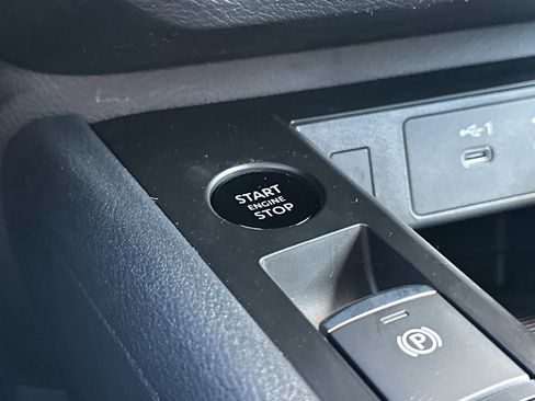 New 2026 Nissan Kicks SV image 22