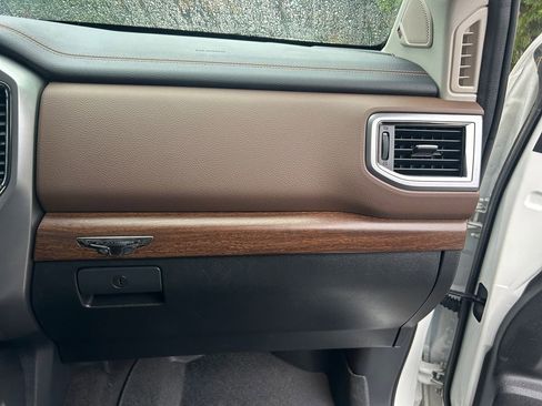 Used 2018 Nissan Titan Platinum Reserve w/ Platinum Utility Package image 27