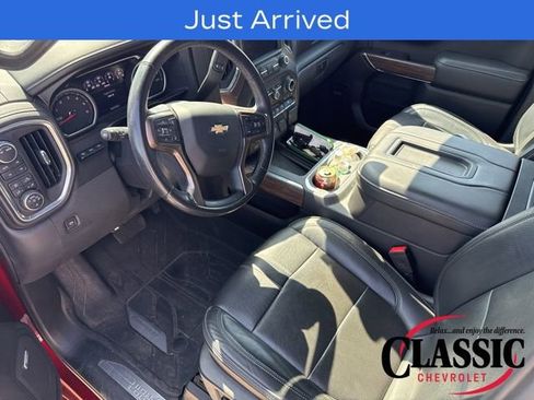 Used 2021 Chevrolet Silverado 1500 High Country w/ Technology Package image 15