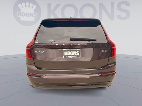 New 2026 Volvo XC90 B6 Ultra w/ Lounge Package image 5