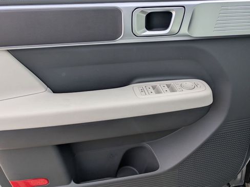 New 2026 Hyundai Santa Fe SE FWD image 11