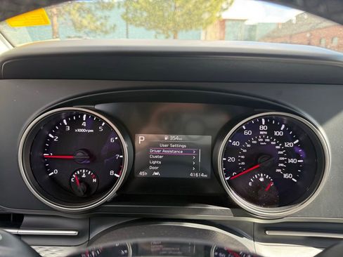 Used 2024 Kia Carnival LX image 14