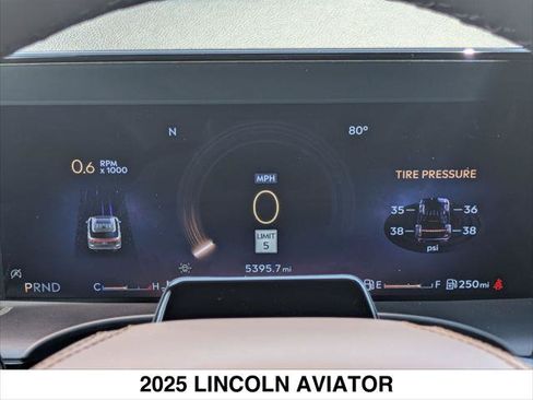 New 2025 Lincoln Aviator Black Label w/ Black Label Special Edition AWD/4WD image 14