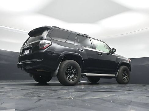 Used 2019 Toyota 4Runner SR5 RWD image 46