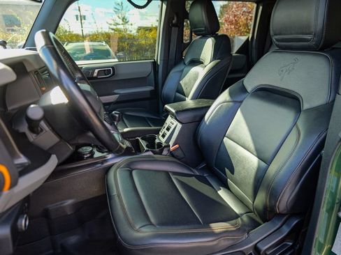 Used 2022 Ford Bronco Badlands w/ Sasquatch Package AWD/4WD image 22
