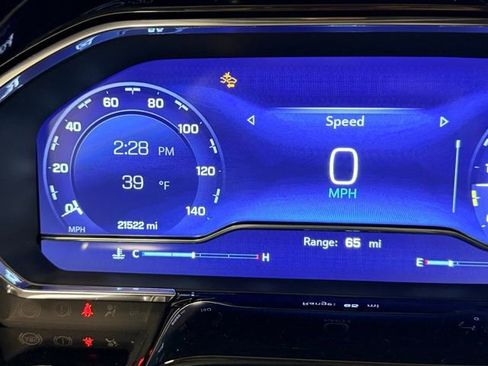 Certified 2023 Chevrolet Silverado 1500 High Country w/ Technology Package image 13