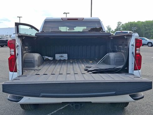 Used 2023 Chevrolet Silverado 1500 Custom AWD/4WD image 28